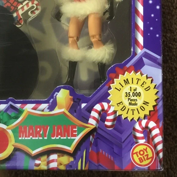 Spider-Man & Mary Jane Holiday Special Limited Edition 1 of 35,000 with Magnet - Picture 11 of 16